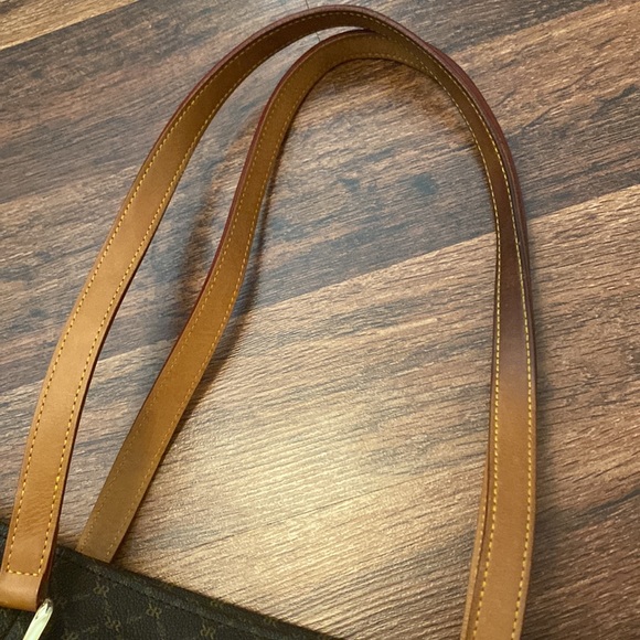 Rioni Italian Leather Bag - Picture 14 of 16